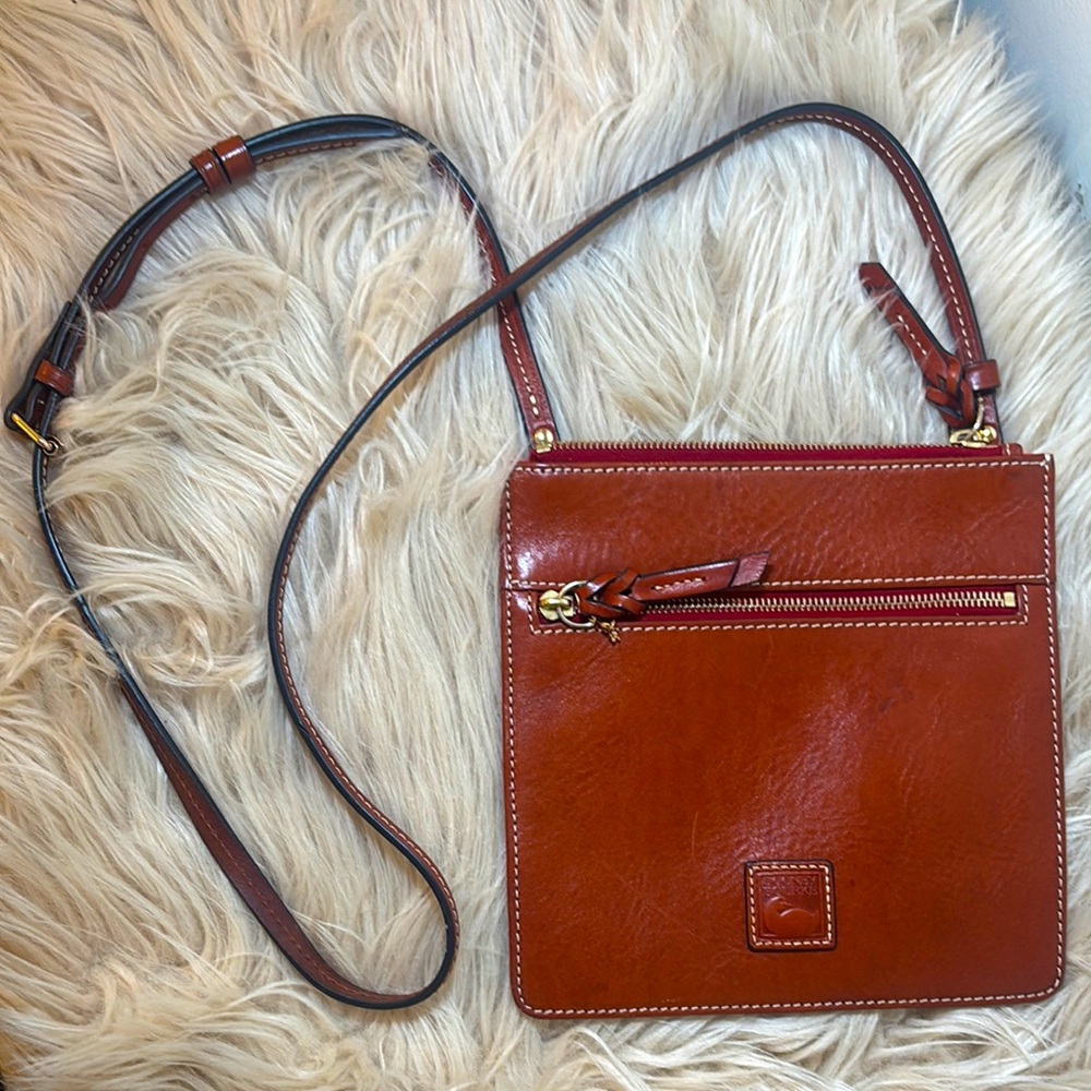Vintage Dooney & Bourke Florentine Brown Leather Slim Profile Crossbody Bag EUC